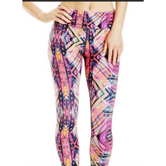 Lorna Jane Earthquake Geometric Leggings Sz.Small? - Picture 1 of 8